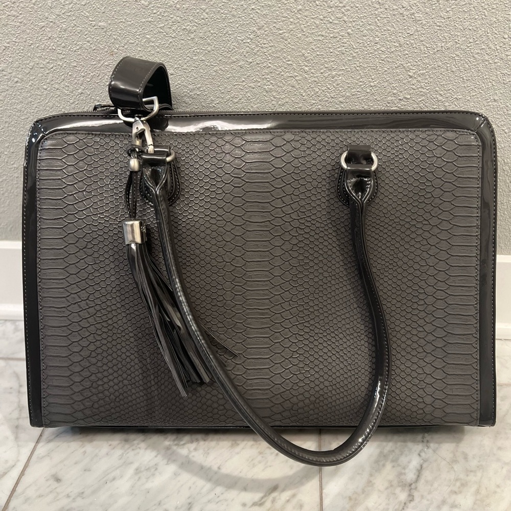17” Laptop Tote in gray vegan snakeskin & patent leather